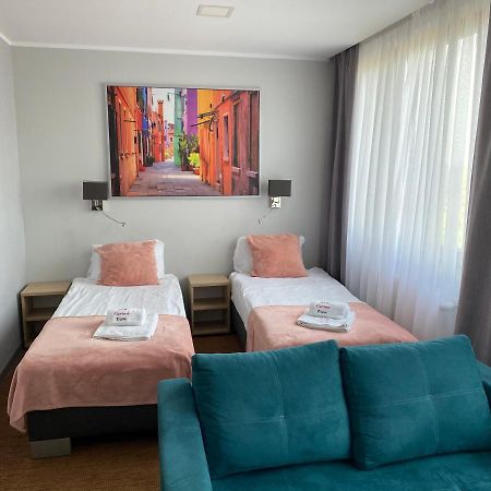 Carina Hotel Tczew Buitenkant foto