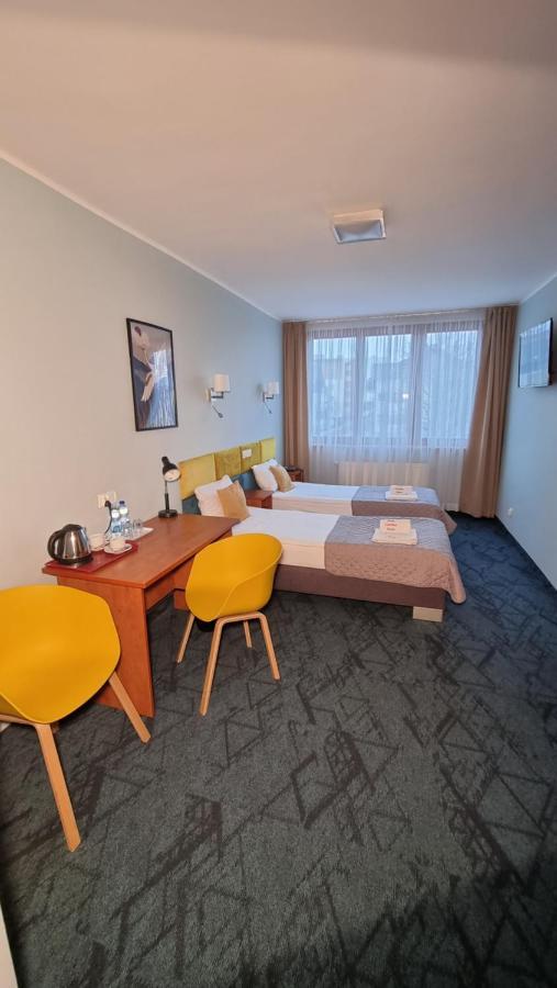 Carina Hotel Tczew Buitenkant foto