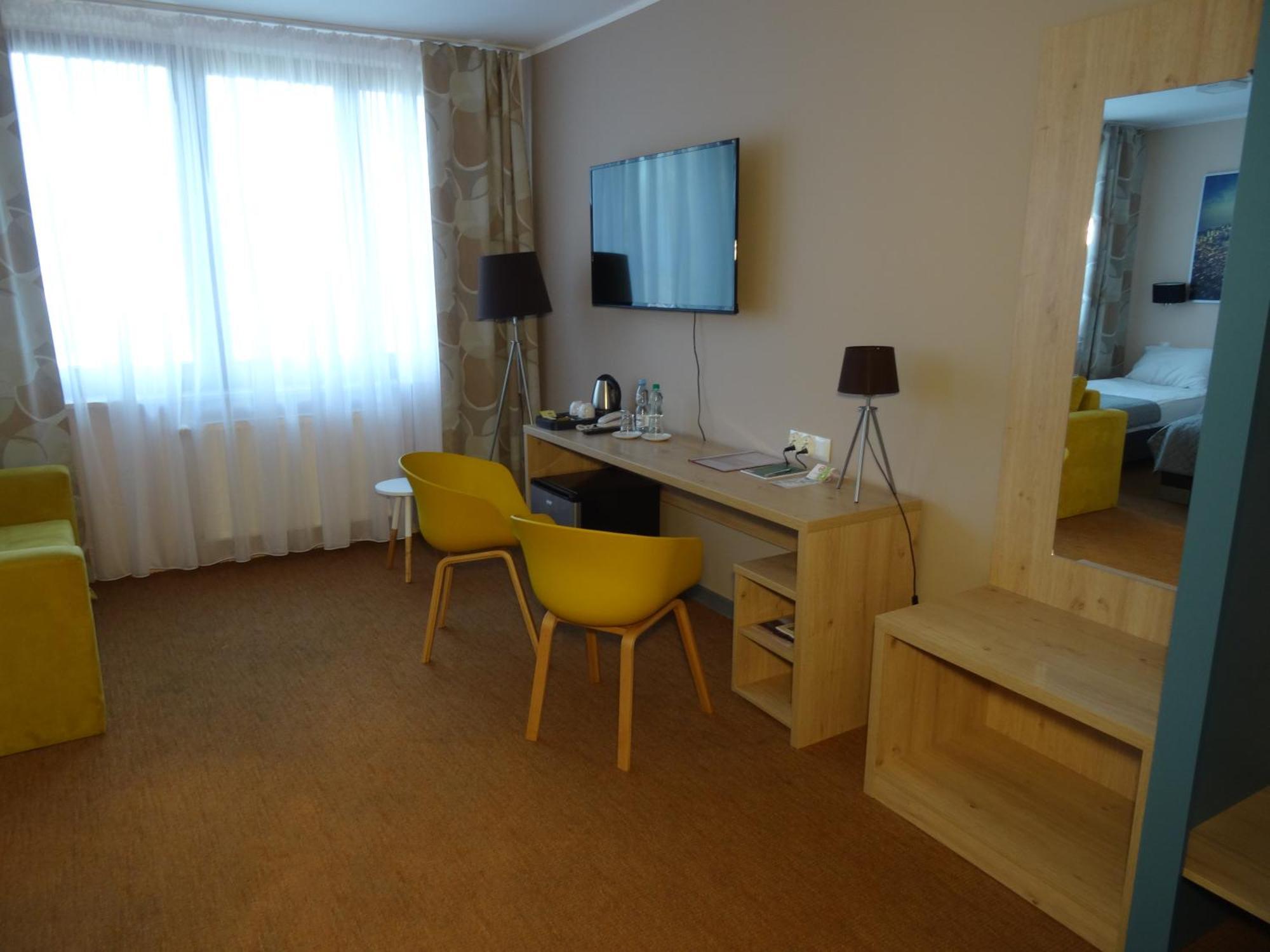 Carina Hotel Tczew Buitenkant foto