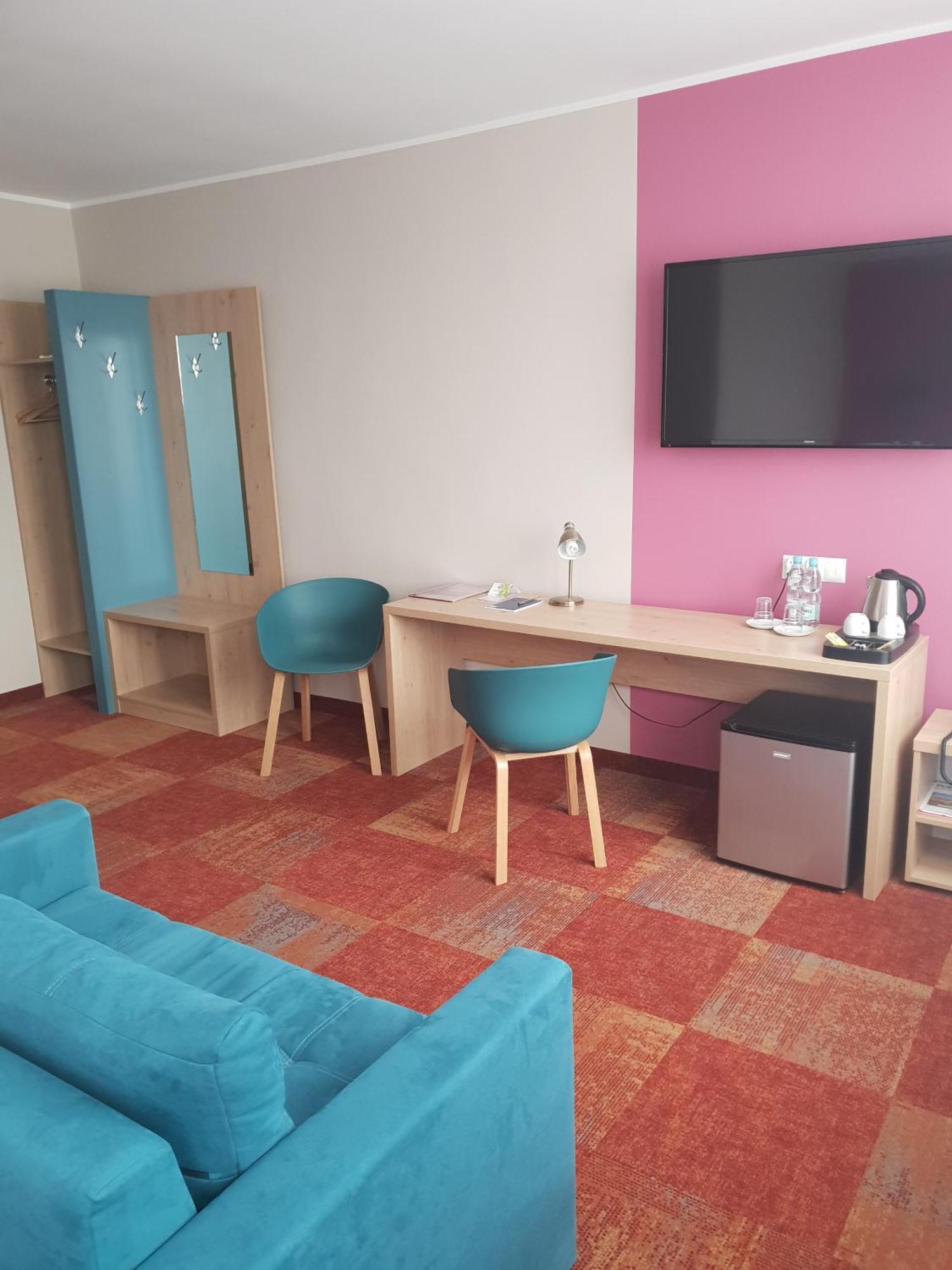 Carina Hotel Tczew Buitenkant foto
