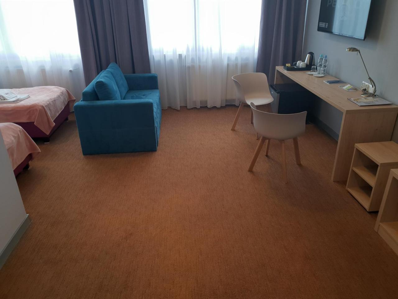 Carina Hotel Tczew Buitenkant foto