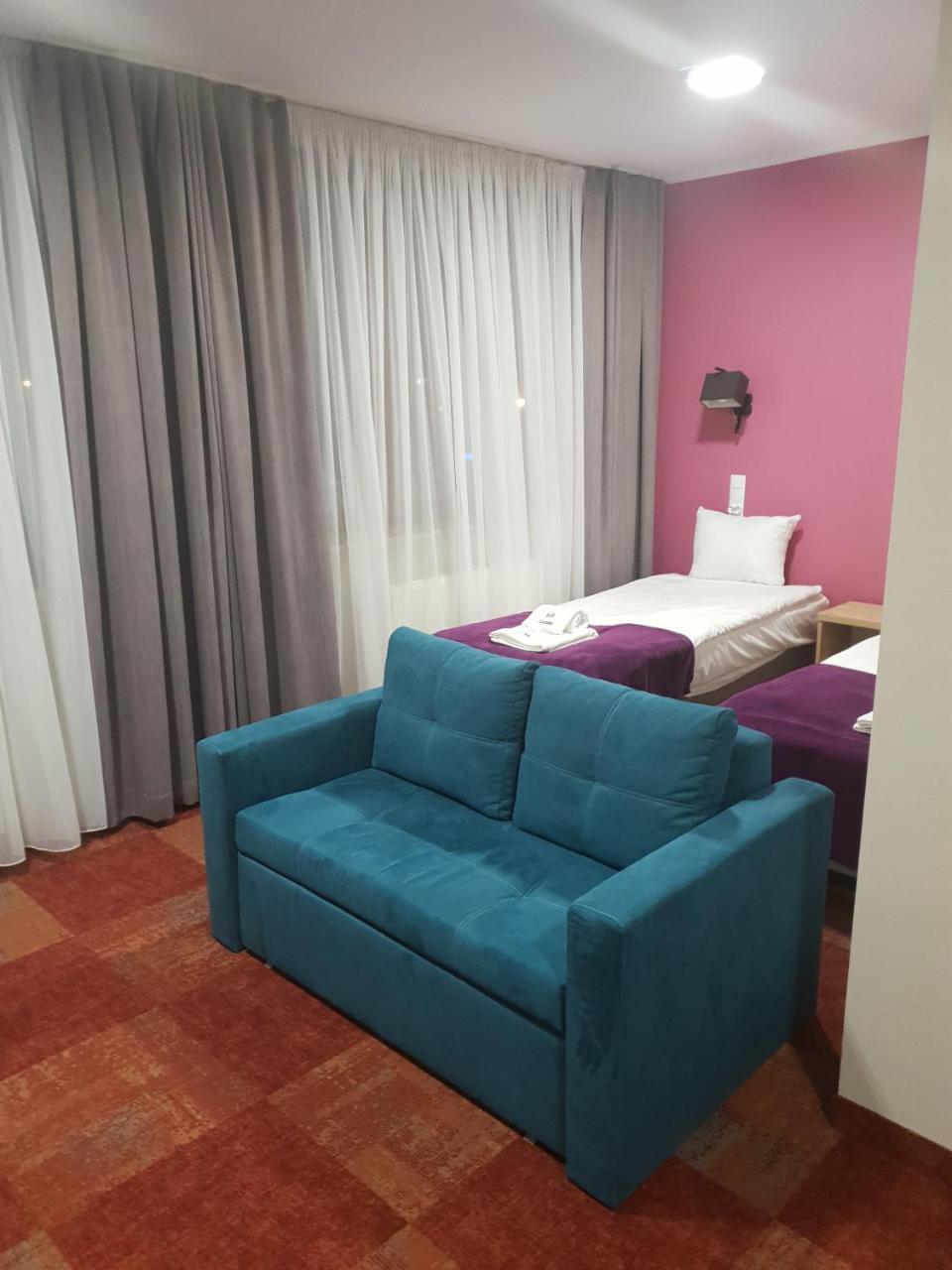 Carina Hotel Tczew Buitenkant foto